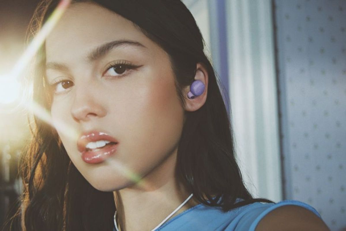 Sony lalu Olivia Rodrigo kolaborasi rilis headphone edisi terbatas