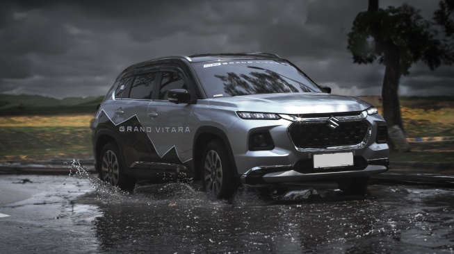 Pahami Cara Kerja Fitur ESP Pada Mobil Suzuki yang tersebut mana Berguna pada waktu Musim Hujan