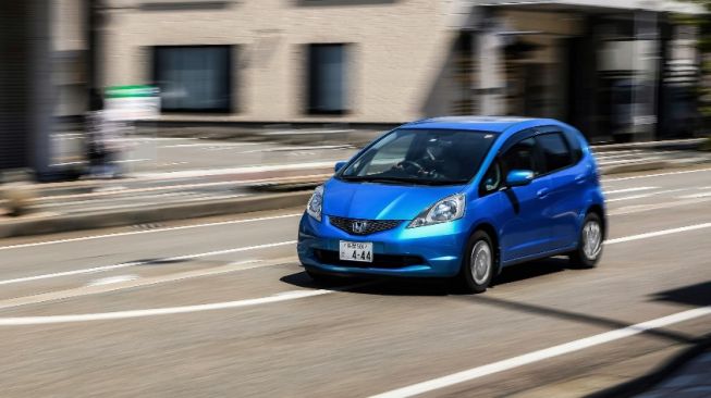 7 Mobil City Car Bekas Non LCGC, Harga Tak Sampai 100 Jutaan, Cocok untuk Sambut Libur Nataru